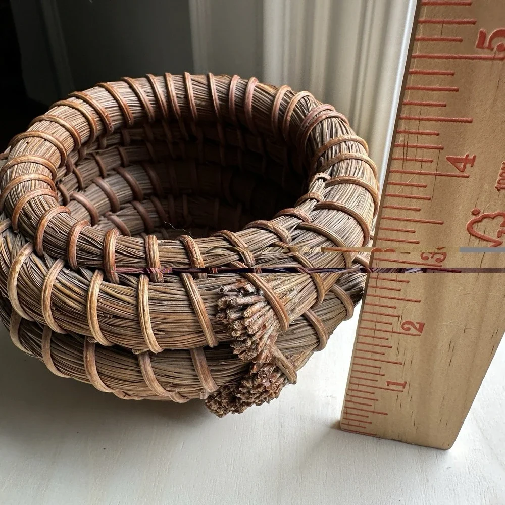 Vintage Handcrafted Coiled Brown Pine Needle Basket‎ 4.25 Inch Knobby Textured